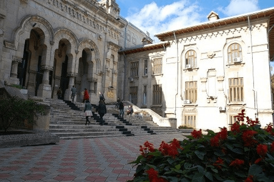 Fost prorector, chemat în justiție pentru a plăti despăgubiri în contul unei delapidări de proporții