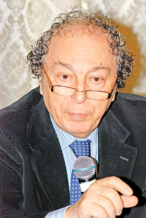 Lazarov a murit la 74 de ani