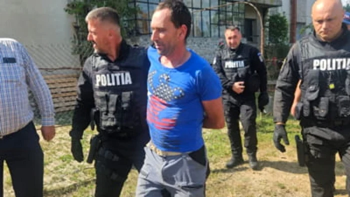 Bărbatul se află în custodia poliției  FOTO Ziare.com