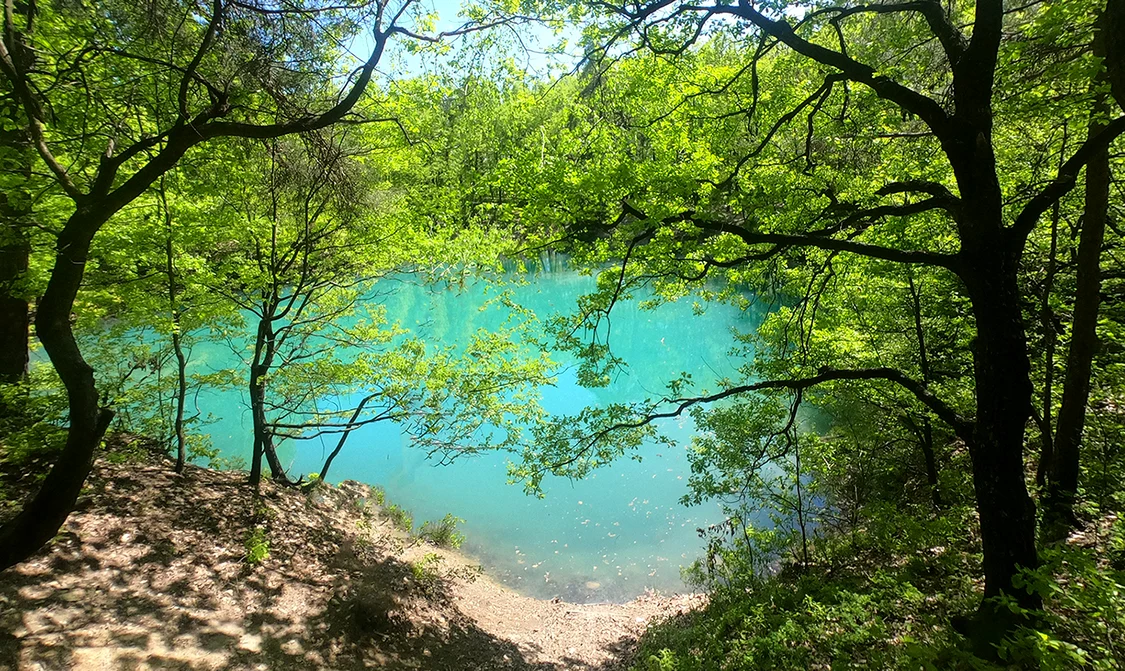 Lacul albastru. Foto: Primăria Baia Sprie. 
