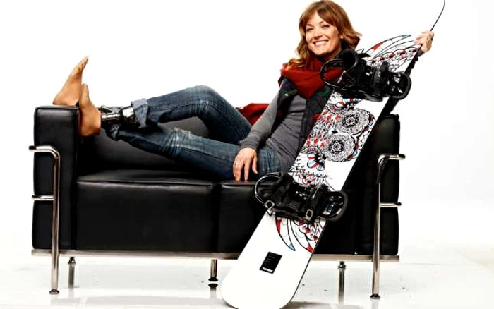 Amy Purdy, care a câştigat mai multe medalii la olimpiadele paralimpice, promovează o maşină FOTO: pratikable.com