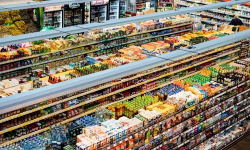 Tehnici de atragere a client╠ªilor prin design interior comercial jpg