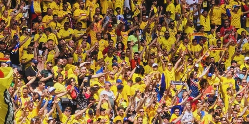 România suporteri Foto Facebook jpg