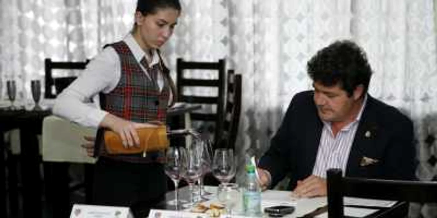 Concursul a fost prezidat de Cătălin Păduraru