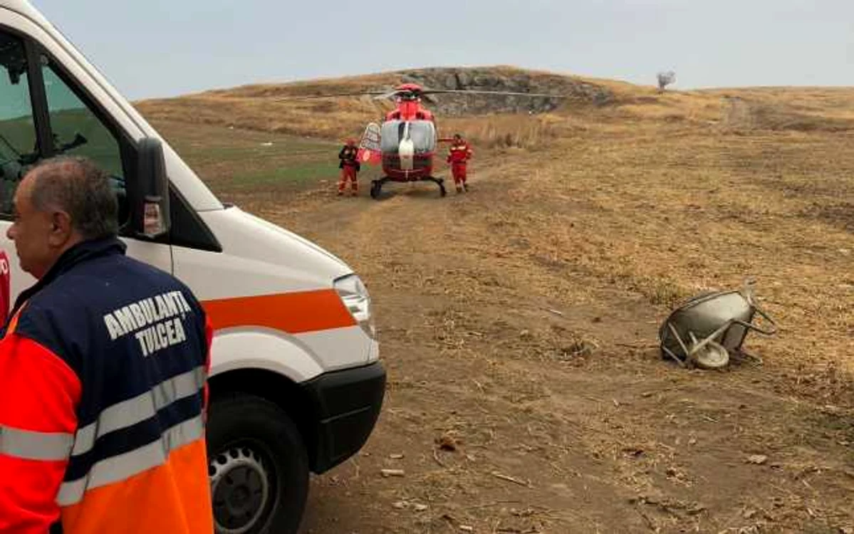 Accident rutier judeţul Tulcea. Intervine elicopterul SMURD FOTO ISU Tulcea