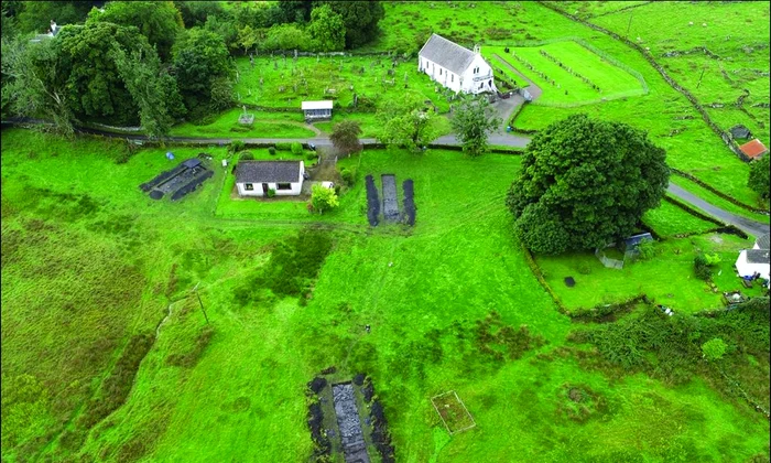 Imagine aeriană a săpăturilor din 2019 de la Lios Mòr 