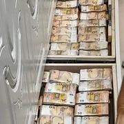 Captură de ecran Youtube Carabinieri Napoli png
