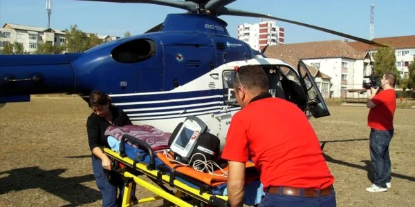 Bistrita: UPDATE : Bebeluşul transportat de SMURD va fi operat la Cluj