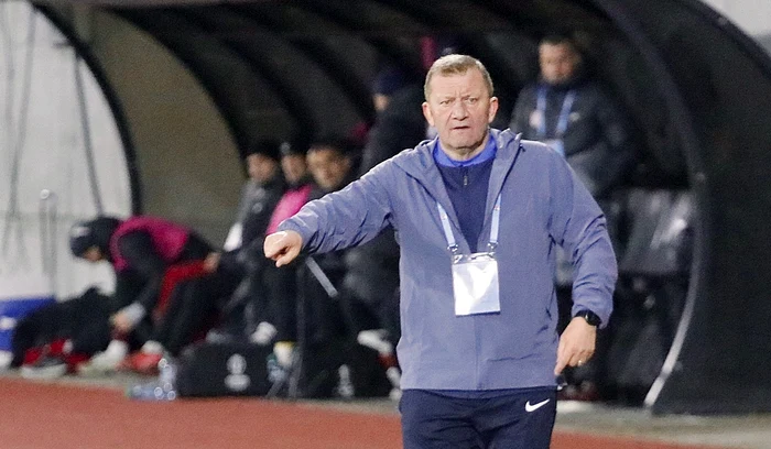 Dorinel Munteanu, într-o situație ingrată în Superliga României (FOTO: Sportpictures)