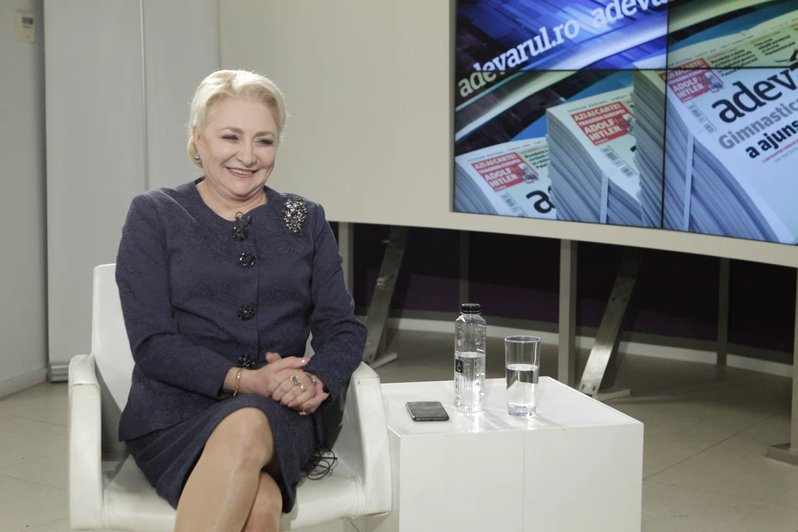 
    Viorica Dăncilă, apariție spectaculoasă. Tocuri cui și ceas de firmăFoto: Eduard Enea  