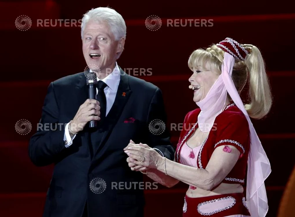 barbara eden cu bill clinton rtx100zb jpeg