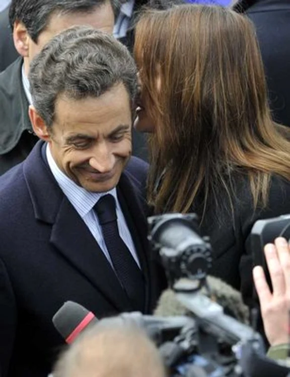 
    Nicolas Sarkozy nu mai este atât de apreciat de francezi  