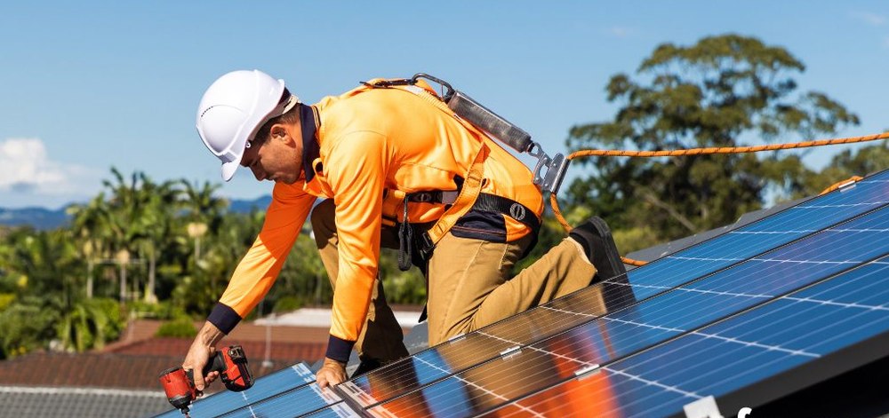 Programul Casa Verde Fotovoltaice 2024: AFM a publicat lista instalatorilor validați. Ce trebuie să facă solicitanții