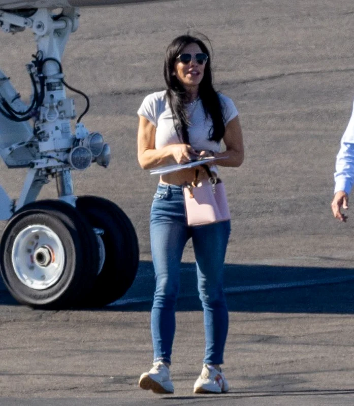 Lauren Sanchez, avion privat Bezos  Profimedia (4) jpg