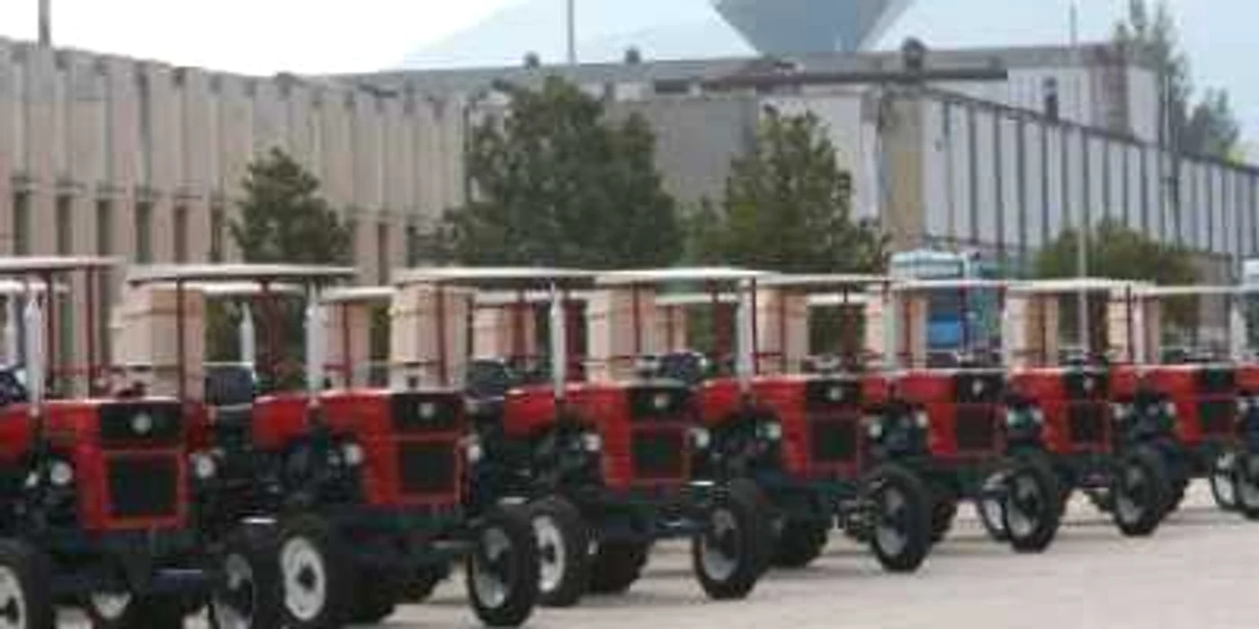 Braşov: Flavus Investiţii nu ştie dacă va mai produce tractoare