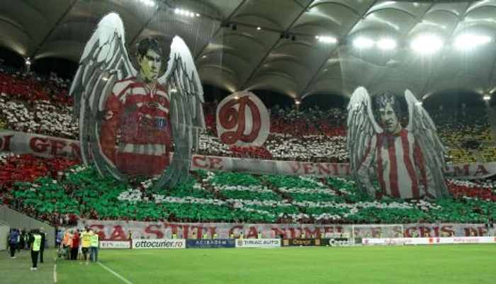 
    Meciurile Dinamo - Steaua au fost tot timpul pe viaţă şi pe moarte şi acum se anunţă la felFoto Click!  