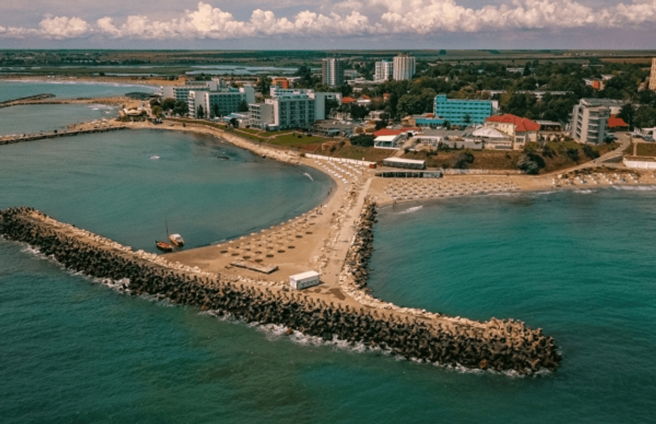 Nouă taxă pentru turiști pe litoral. După Mamaia, se introduce și în sudul litoralului 
