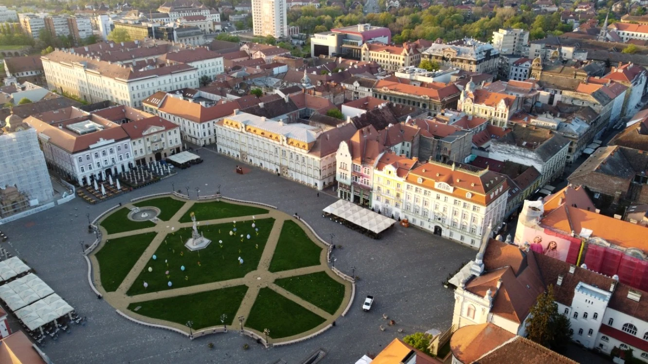 Piața Unirii din Timișoara, astăzi complet pietonală FOTO Facebook/Dominic Fritz