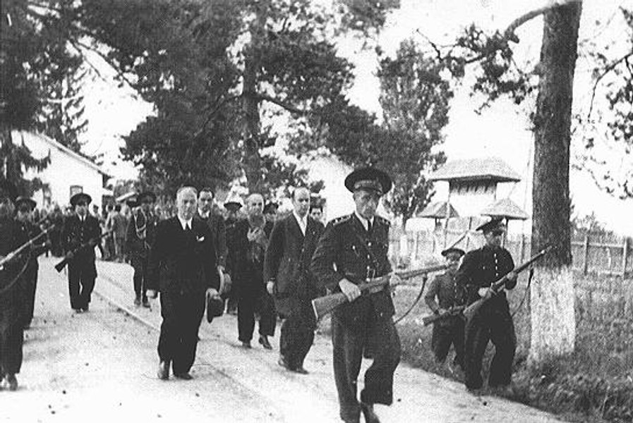 1 iunie: 78 de ani de la execuţia mareşalului Ion Antonescu. „Sunt pregătit să mor”