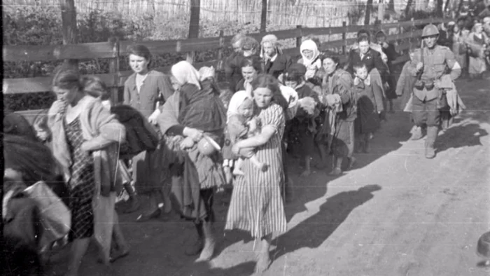 Evrei deportati în Transnistria Foto arhivă
