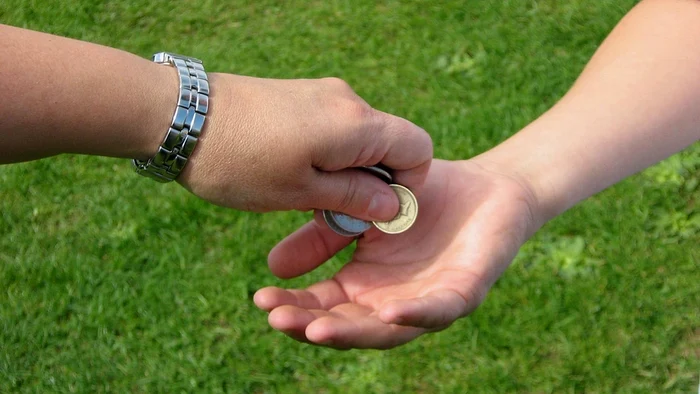 
    Horoscop zilnic 19 aprilie: Gemenii sunt susţinuţi financiar de rudeFoto: Click!  