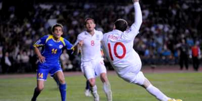 Wayne Rooney a fost convocat deşi este suspendat pentru primele două meciuri de la Euro 2012