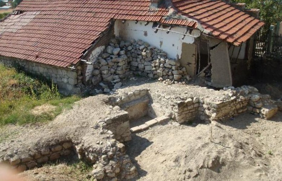 Investiții în amenajări turistice lângă ruinele unui important castru roman din Muntenia