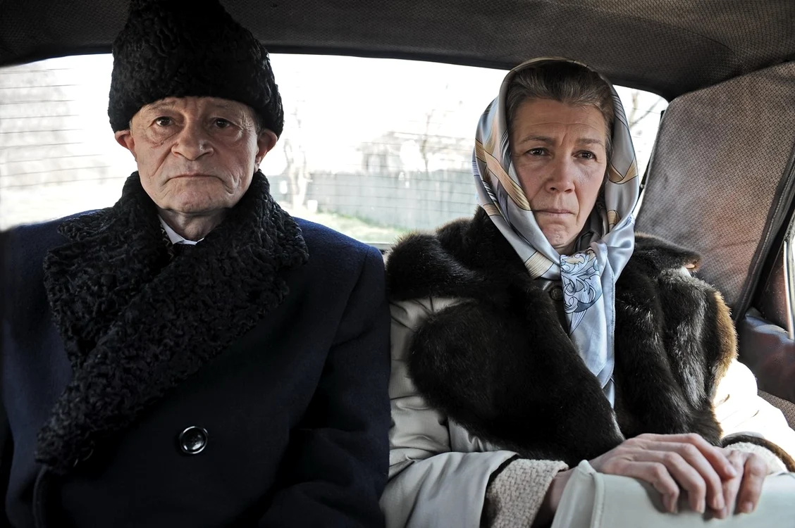8 trei zile pana la craciun ultimele zile din viata elenei si a lui nicolae ceausescu 739280l jpg jpeg