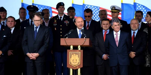 traian basescu deveselu scut antiracheta FOTO facebook.com/PresedinteleTraianBasescu