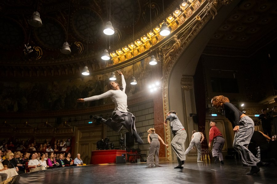 Bach + break dance = love
