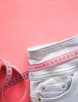 Truc viral pe TikTok  Cum alegi blugii perfecti  fara sa probezi  Sursa foto shutterstock 1030772473 jpg
