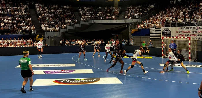 Ardelencele, prestație curajoasă în Franța. Foto Facebook Gloria Bistrița