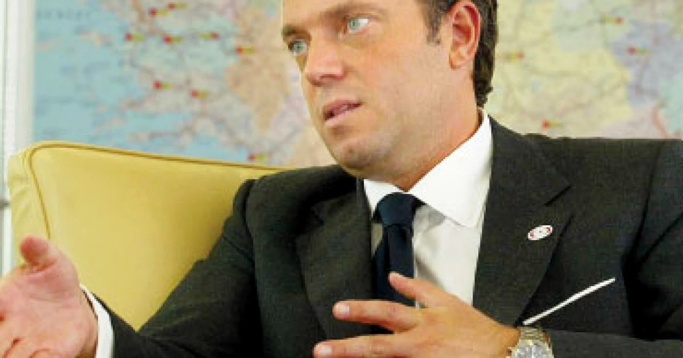 „Berlusconi“ al Turciei  cere azil politic în Franţa