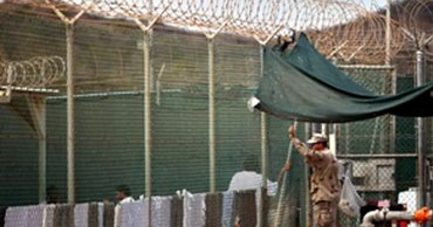 Administraţia Obama, îndemnată să nu închidă Guantanamo