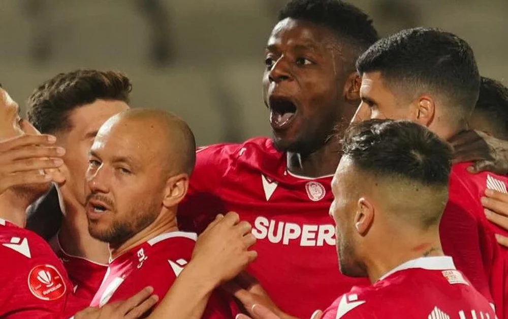 Dinamo a urcat pe podium și l-a aruncat pe Liviu Ciobotariu în pragul demisiei