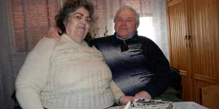 Georgică şi Mariţa nu au nevoie de Valentine’s Day pentru a se îmbrăţişa.