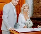 Îmbrăcată într-o rochie albă, machiată și coafată fără cusur, Cristina Vasiu a spus un mare „Da”, în fața ofițerului de la Starea civilă, fiind copleșită de emoții
