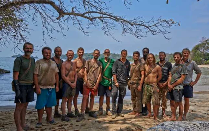 insula lui bear grylls foto discovery