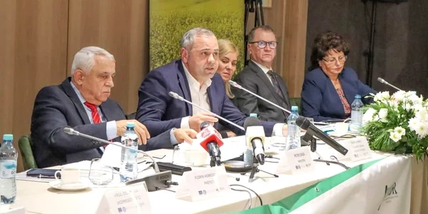Florin Barbu alături de Petre Daea FOTO Florin Barbu jpg