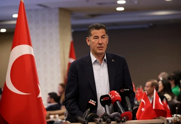 Sinan Ogan Foto Profimedia
