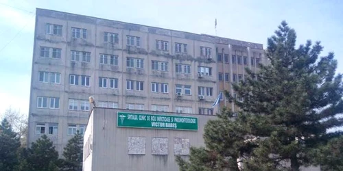 O profesoară este internată la spital cu TBC 
