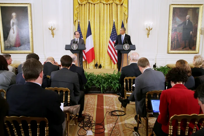 François Hollande și Barack Obama, fotografiați în noiembrie 2015