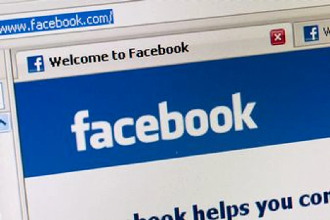 
    Profilul de Facebook este considerat privat, iar orice activitate ce îl poate periclita se poate amenda în Marea BritanieFOTO Facebook  