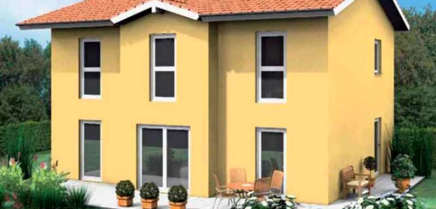 O casă din baloţi de paie de 75 de metri pătraţi costă doar 1.000 de euro
