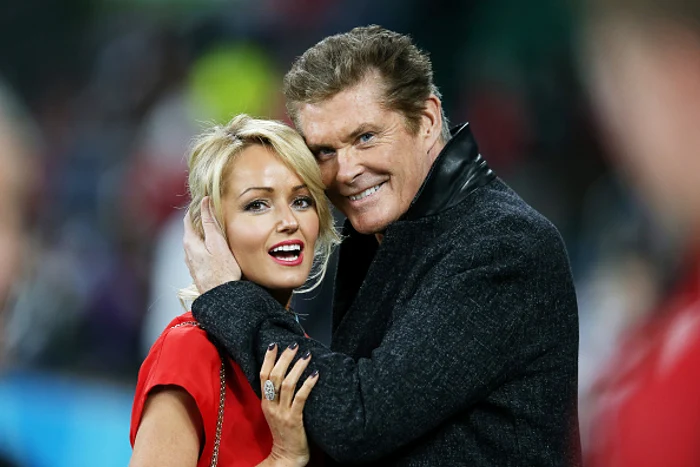 David Hasselhoff și logodnica sa, Hayley roberts