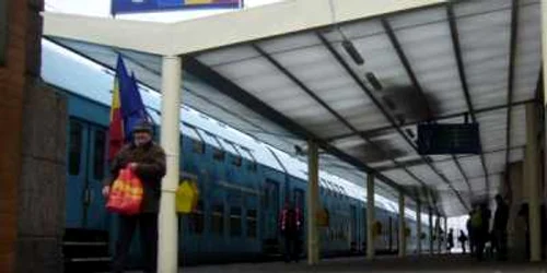 Buzoienii au mai multe trenuri la dispoziţie către Bucureşti