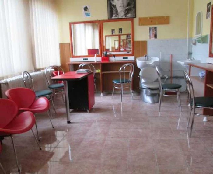 Comasarea cu scandal. Directorii şcolilor propuse pentru comasare acuză interese şi presiuni politice 