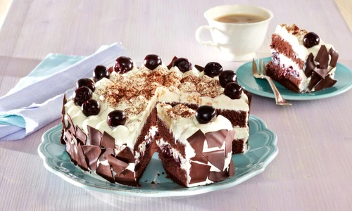 Gateau (cake) from Black forrest + steps jpeg