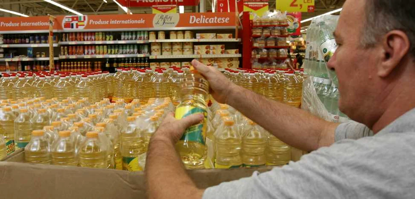 Şi uleiul de pe rafturile  magazinelor este produs în străinătate
