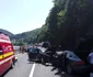 Accident pe Valea Oltului DN7-E81 la graniţa dintre Vâlcea şi Sibiu - patru maşini implicate o victimă încarcerată şi încă opt cu diverse leziuni Foto Adevărul